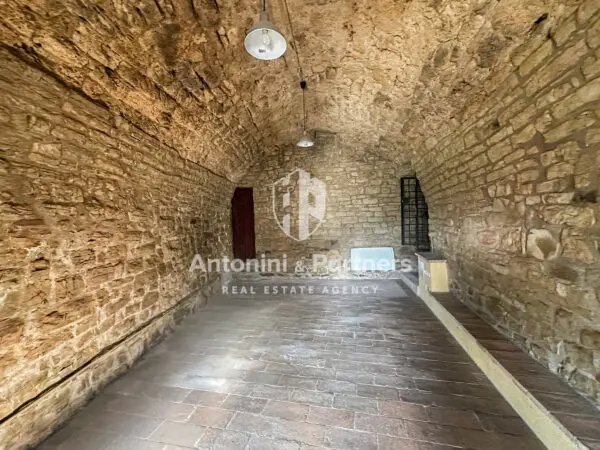 Casa via Frazione Izzalini 14, Todi