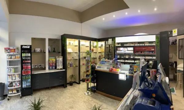 Tabaccheria via Chiodo, La Spezia