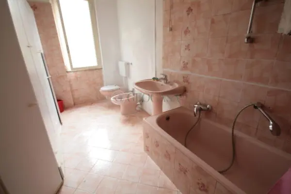 Villa Bifamiliare via Nuova 8, La Spezia