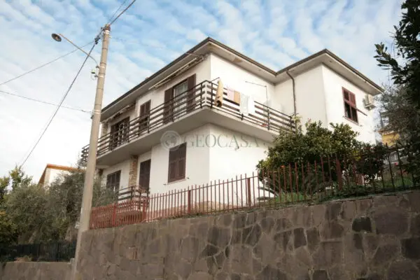 Villa Bifamiliare via Nuova 8, La Spezia