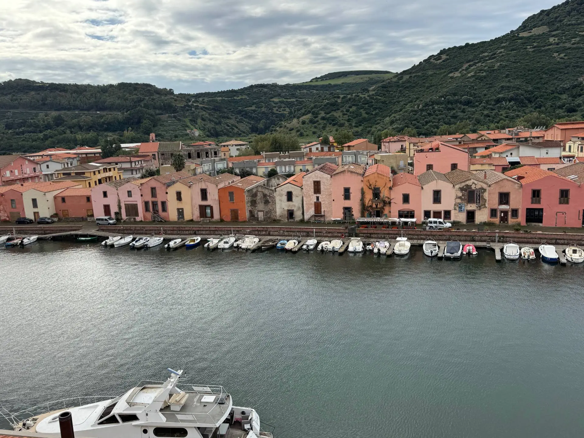 Immagine per Albergo/Hotel in affitto a Bosa Bosa Centro Mare