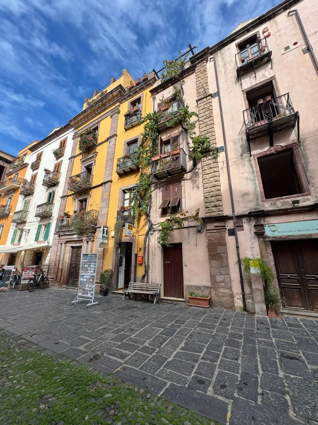 Immagine per Albergo/Hotel in affitto a Bosa Bosa Centro Mare