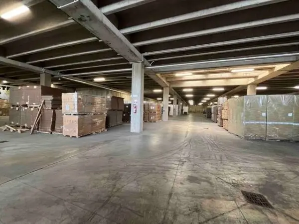 Magazzino via Cristoforo Colombo, Mantova
