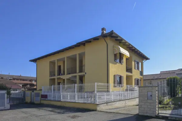 Quadrilocale via Guido Gozzano 48, Strambino