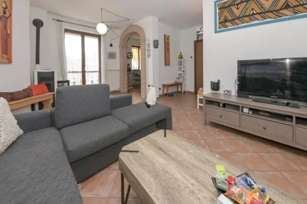 Quadrilocale via Guido Gozzano 48, Strambino
