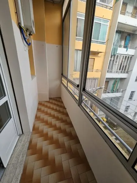Trilocale 18, Asti