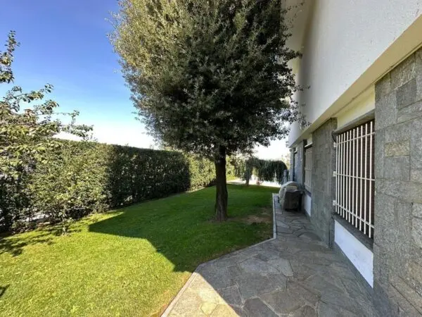 Villa via Maccallè, Rivoli