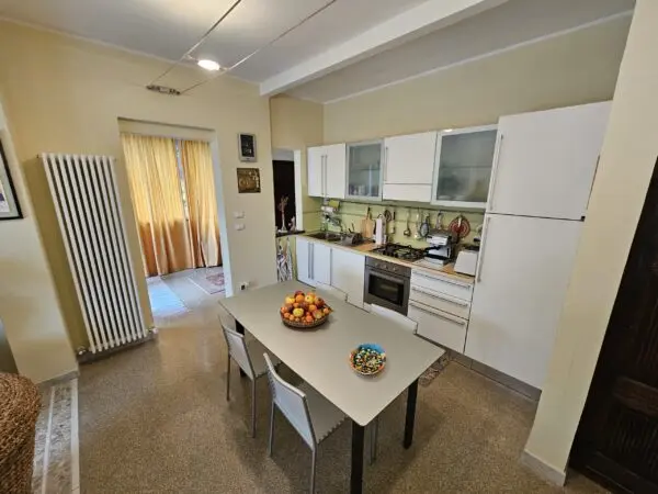 Trilocale via San Maurizio Di Monti 21, Rapallo
