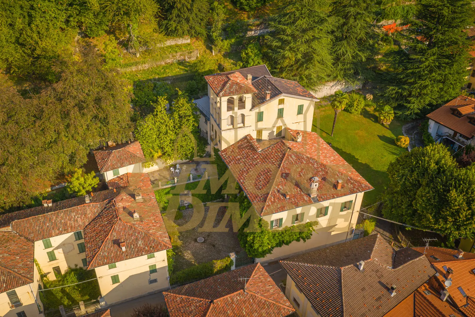 Immagine per Villa in vendita a Varese via Provinciale La Rasa 85