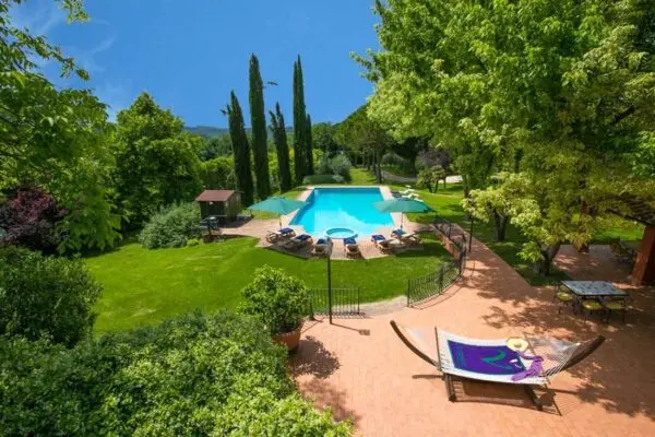 Casale via Vocabolo Petralata, Giove