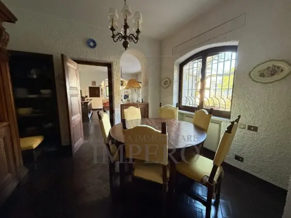 Villa via Vincenzo Gioberti 11, Bordighera