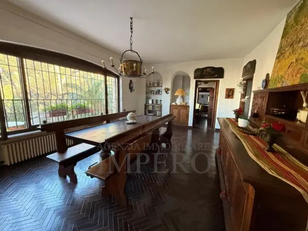Villa via Vincenzo Gioberti 11, Bordighera
