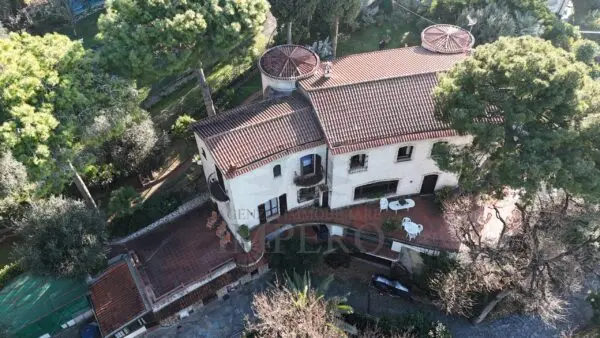 Villa via Vincenzo Gioberti 11, Bordighera
