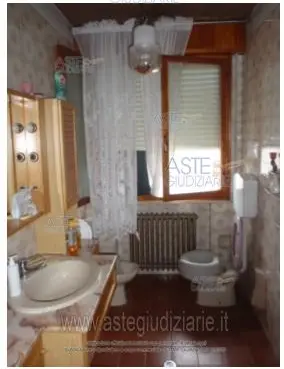Porzione Di Casa via Meldola, Rimini