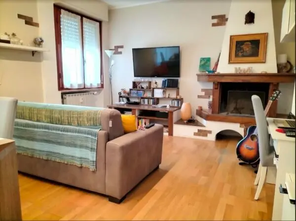 Appartamento via Caffaggio 8, Ameglia
