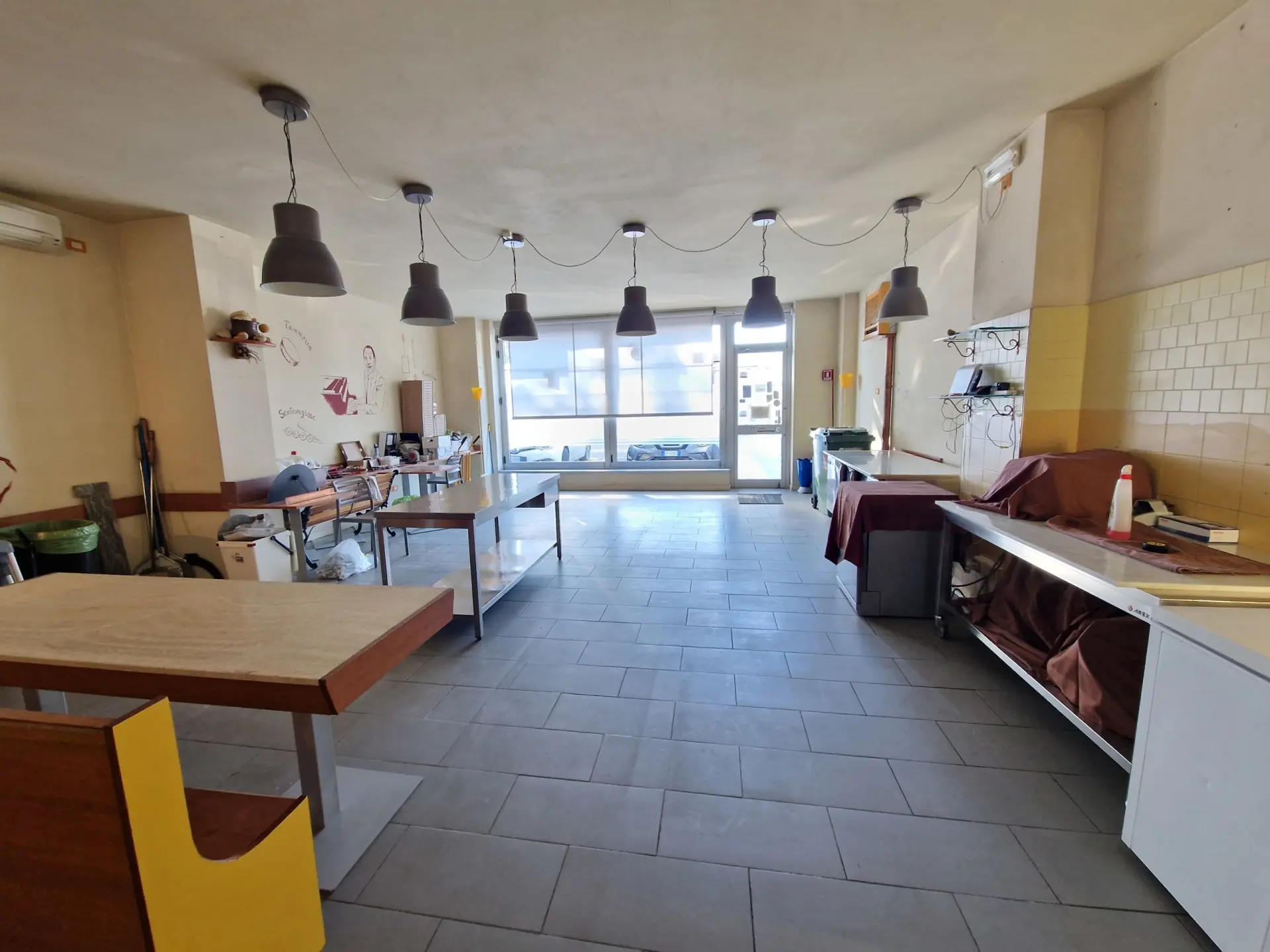 Immagine per Commerciale in affitto a Lucca viale Agostino Marti