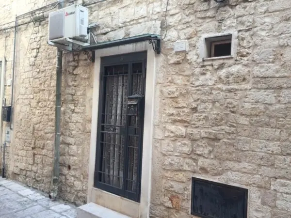 Porzione Di Casa via Ferrantina, Casamassima