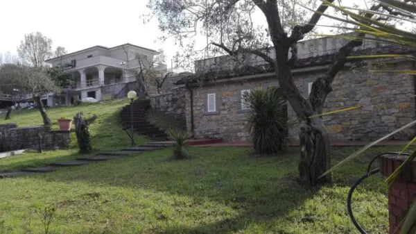 Villa via Giovanni Xxiv, Fosdinovo