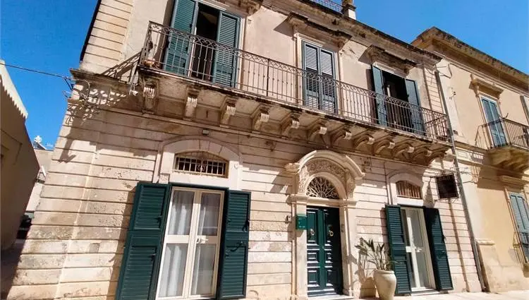 Immagine per Casa indipendente in vendita a Noto via Principe Umberto