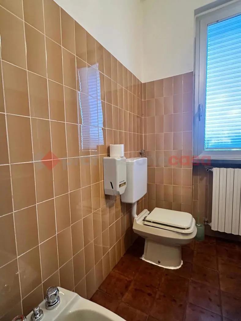 Immagine per Negozio in affitto a Arezzo via Pietro Gobetti