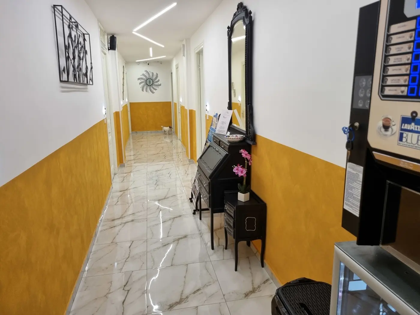Immagine per Attività Commerciale in vendita a Sanremo via Roma 95