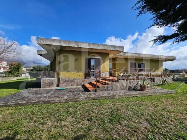 Villa via Fiume Lao 473, Scalea