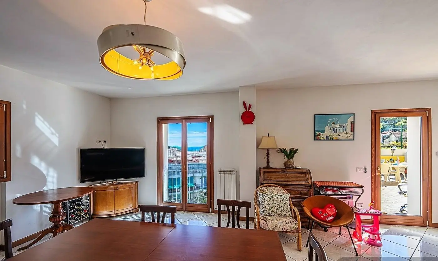 Immagine per Villa bifamiliare in vendita a Sanremo strada Borgo Ponente 10