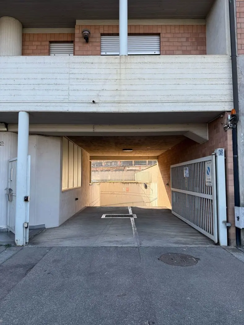 Immagine per Box - Posto auto in vendita a Torino via Caio Plinio 62