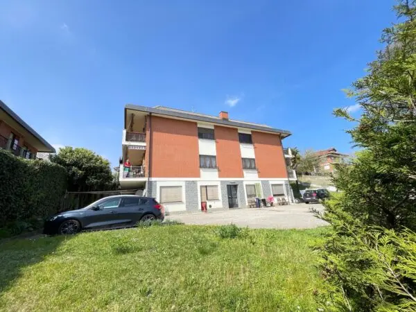 Appartamento via Castello, Caselette
