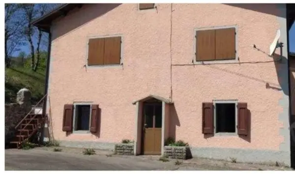 Appartamento via Radici 112, Pievepelago