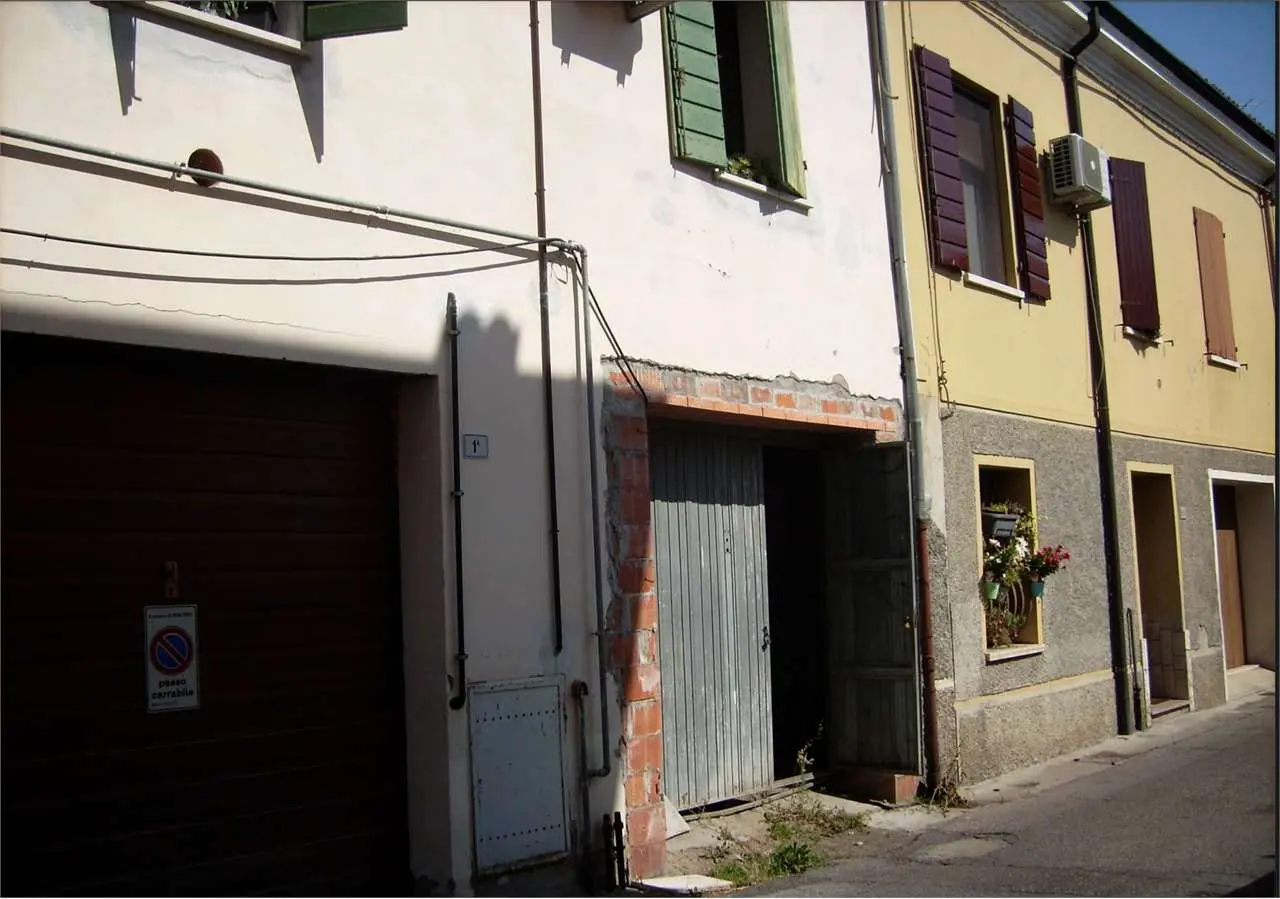 Immagine per Stabile - Palazzo in asta a Gualtieri 9