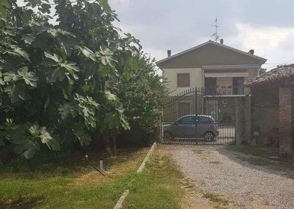 Stabile - Palazzo 11, Boretto