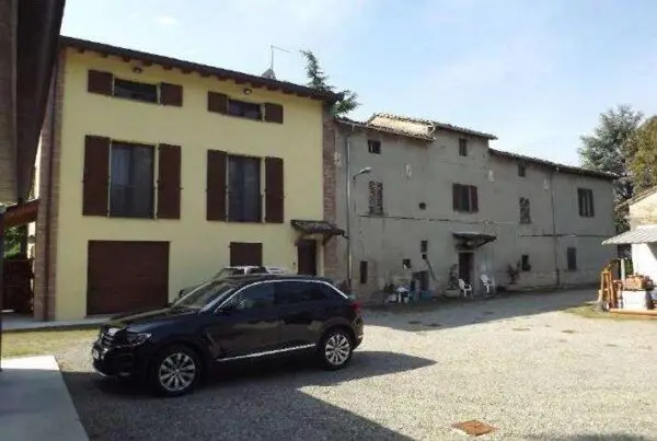 Stabile - Palazzo strada Langhirano 116, Parma