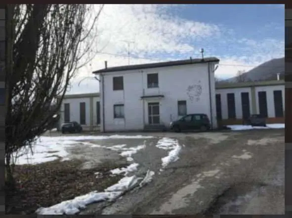 Stabile - Palazzo strada Per Bore 20, Bore