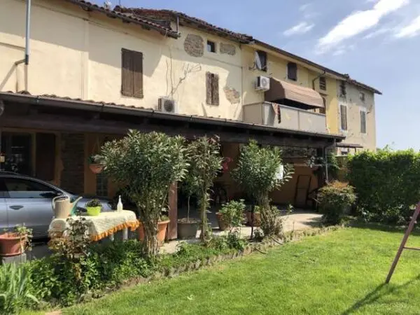 Casa Indipendente via Garani 5, Polesine Zibello