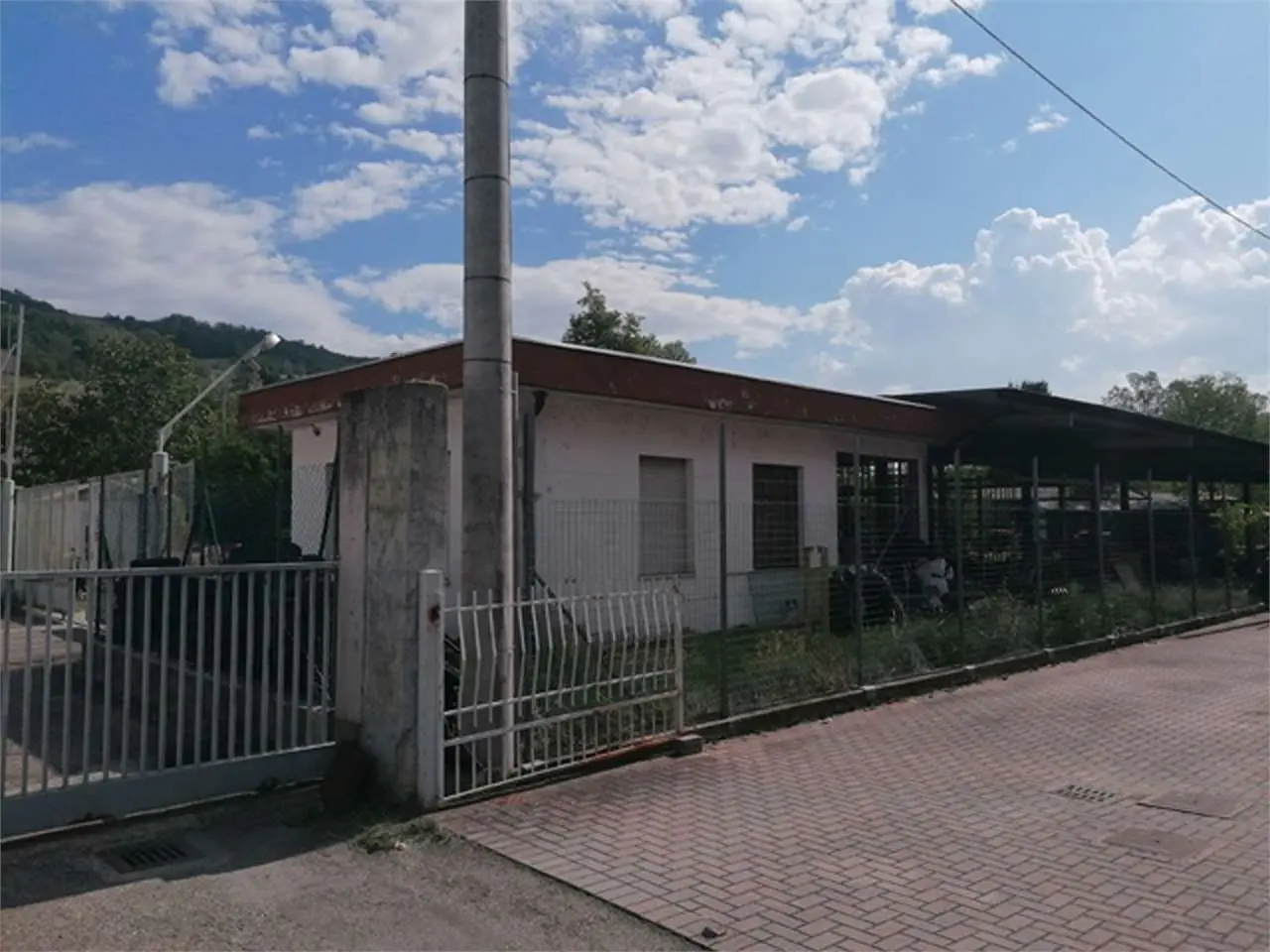 Immagine per Capannone in asta a Fornovo di Taro