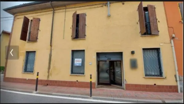 Negozio via Roma 16, Massalengo