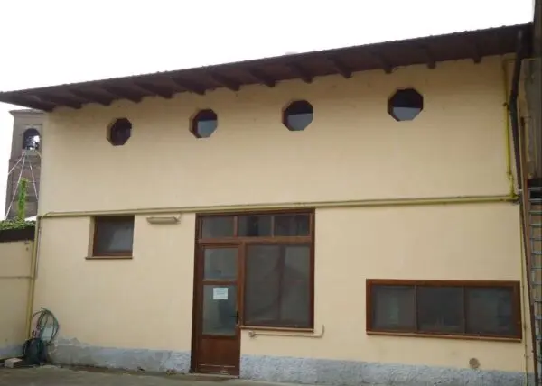 Capannone via Kennedy 3, Comazzo