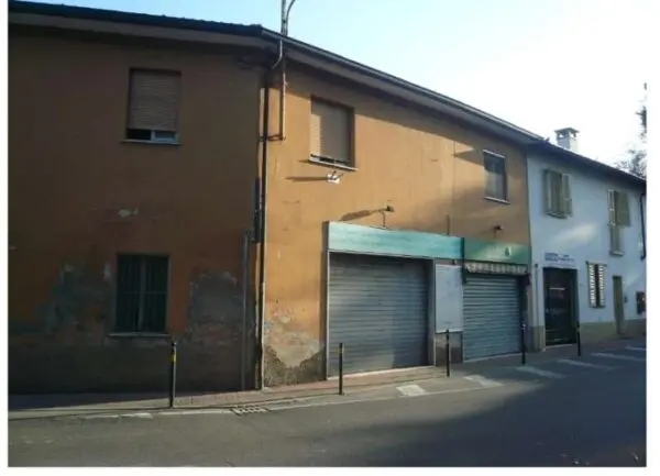 Stabile - Palazzo piazza Vittoria 1, Massalengo