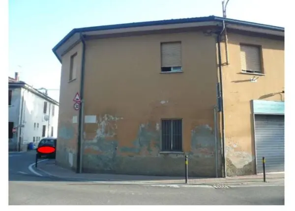 Stabile - Palazzo piazza Vittoria 1, Massalengo