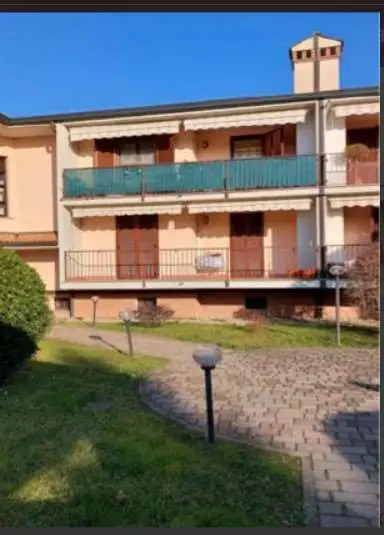 Appartamento via Mattei 10, Borgo San Giovanni