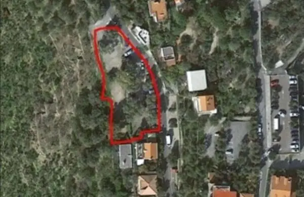 Terreno Commerciale via Solitario Delle Alpi Snc, Cervo