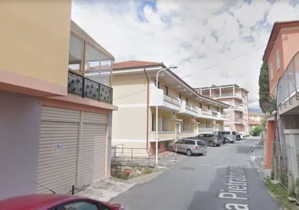 Garage via Pietrabruna 53, San Lorenzo Al Mare