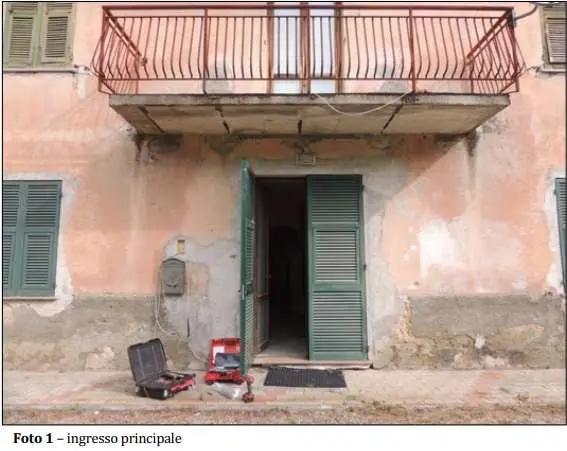 Casa Indipendente via Località Chiosa 3, Carro