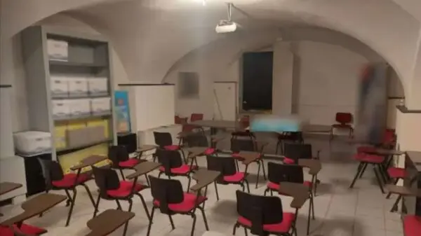 Magazzino piazza Sardi 6, Sanremo