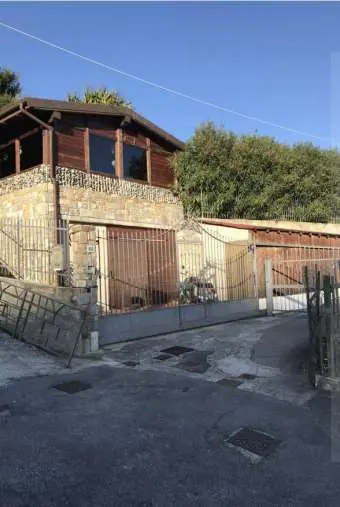 Villa via Franco Alfano 103, Sanremo