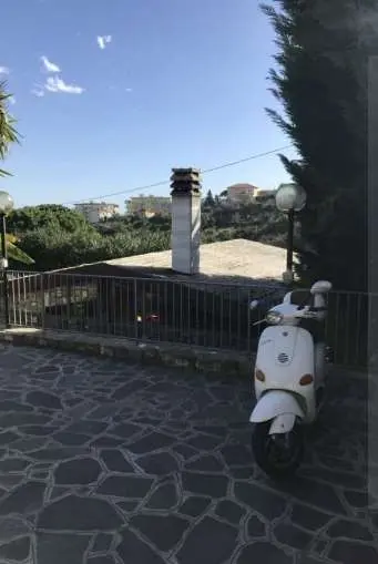 Villa via Franco Alfano 103, Sanremo