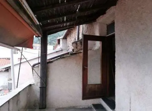 Appartamento piazza Brigata Liguria 31, Chiusanico