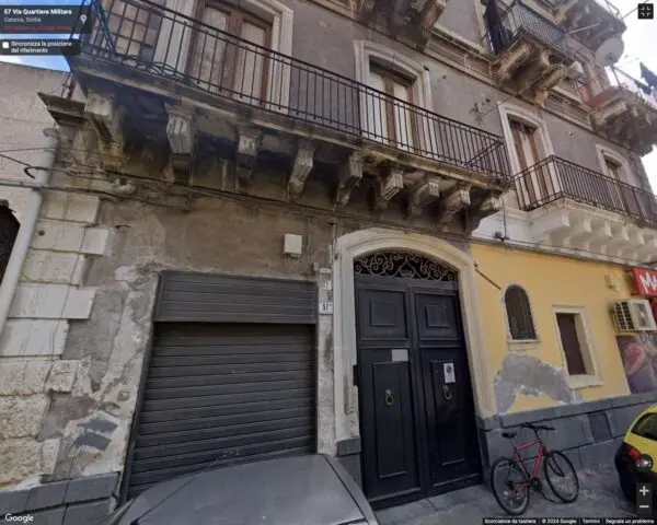 Appartamento via Quartiere Militare 57, Catania