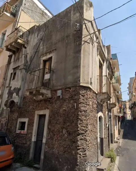 Appartamento via Enrico Campisano 75, Catania